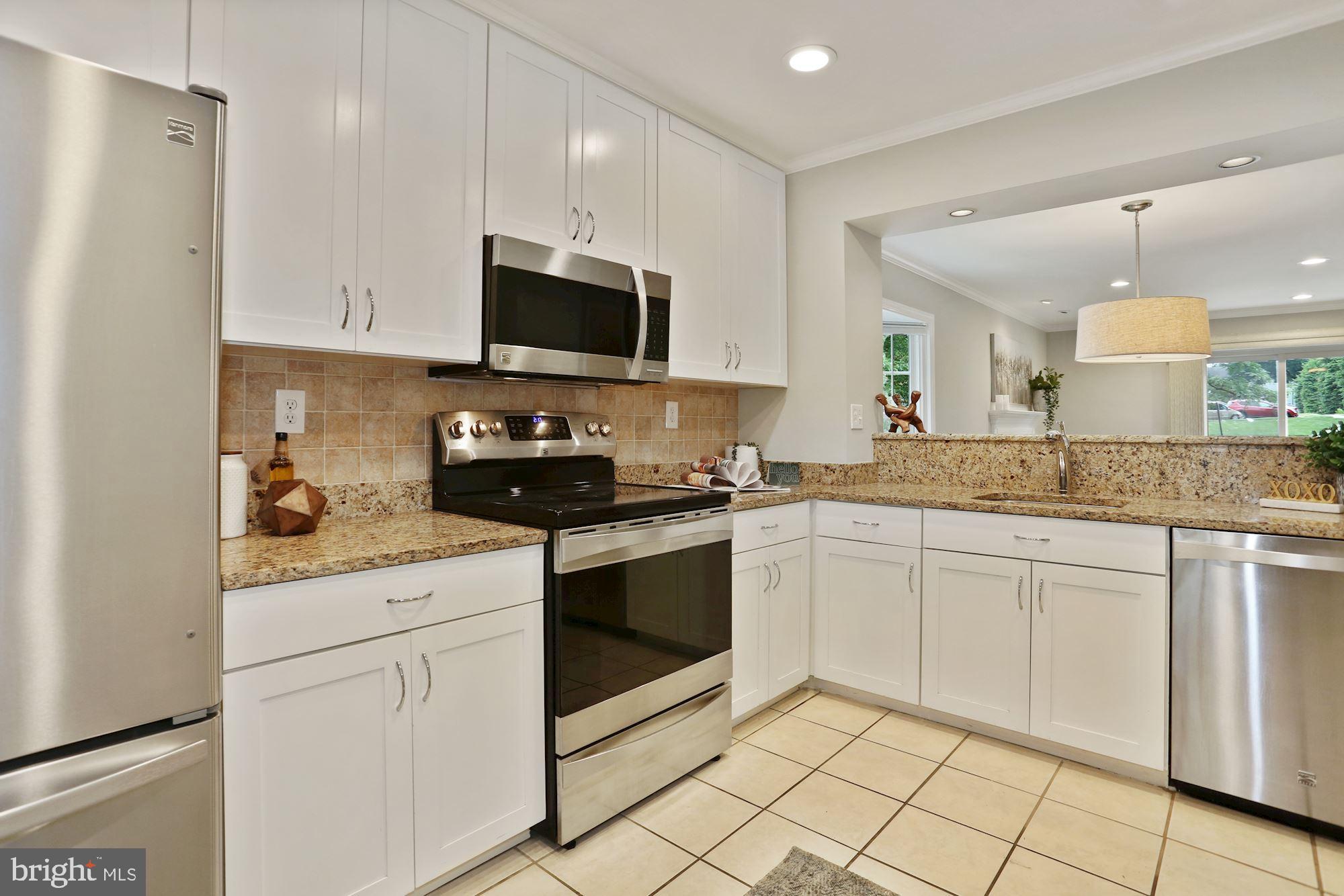 3800 9th Road South Arlington, VA 22204 - Photo 5 of 23