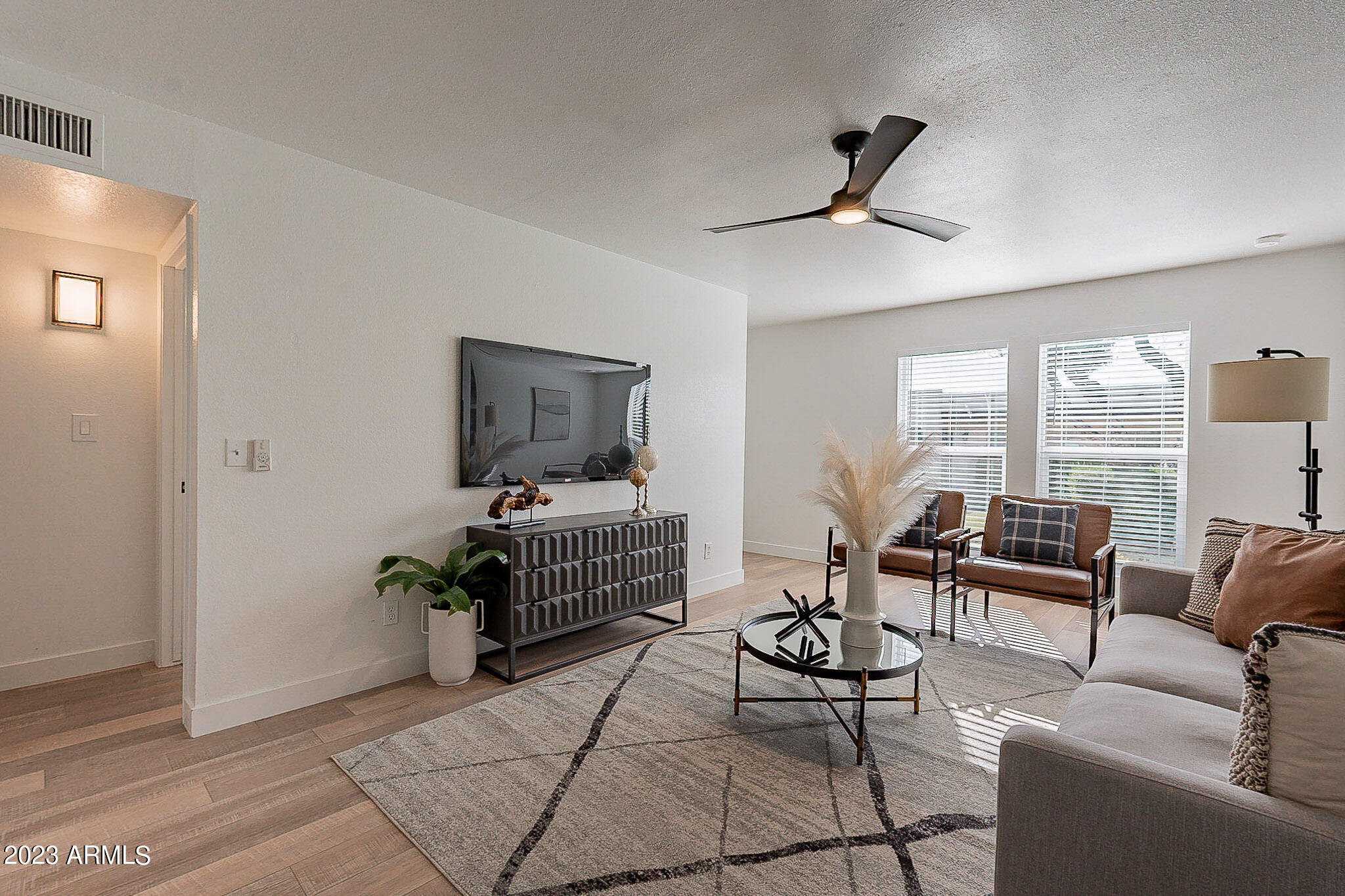 1715 North Miller Road Scottsdale, AZ 85257 - Photo 5 of 34 Miller-7