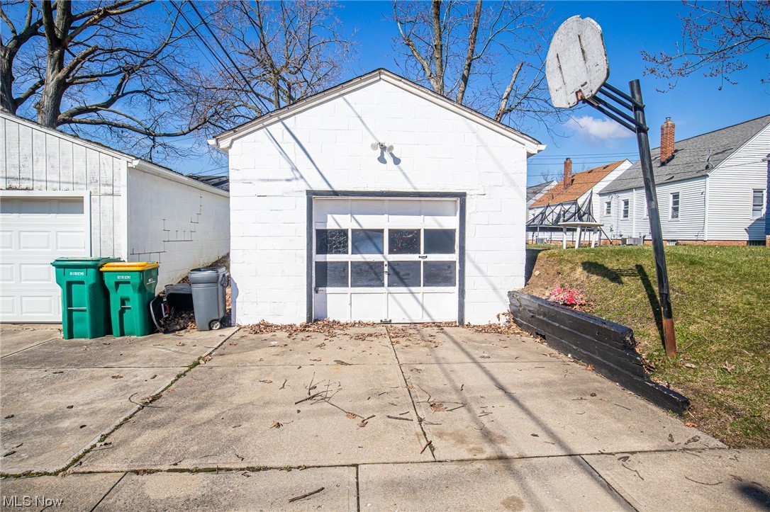 21112 Hansen Road Maple Heights, OH 44137 - Photo 24 of 28 Gallery Image 24