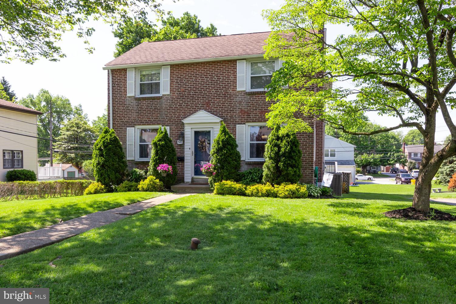540 Kent Road Springfield, PA 19064 - Photo 2 of 33
