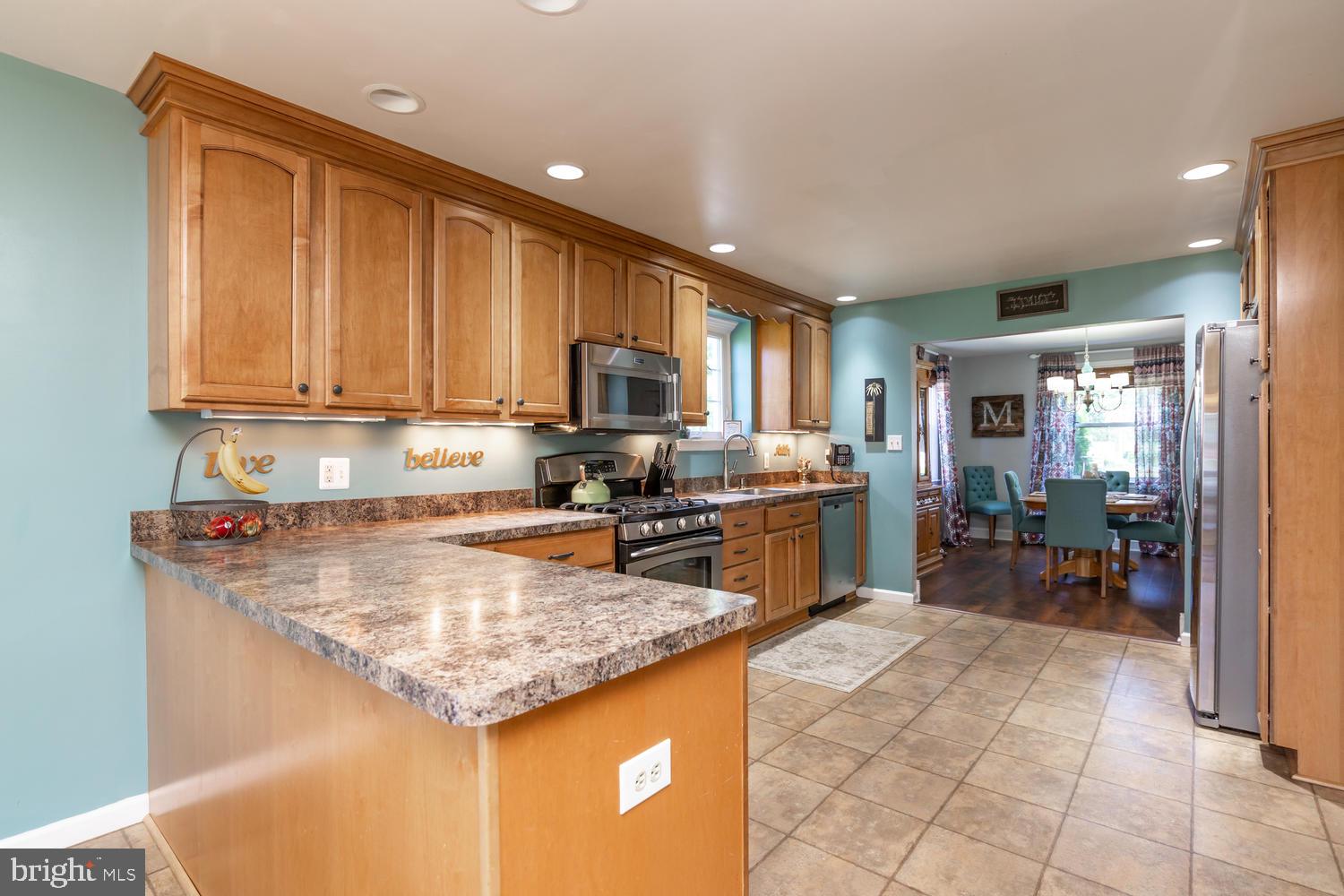 540 Kent Road Springfield, PA 19064 - Photo 11 of 33
