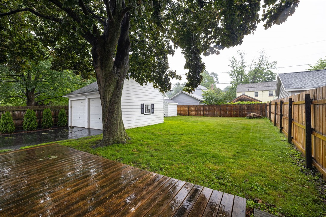 98 Wimbledon Road Irondequoit, NY 14617 - Photo 34 of 38