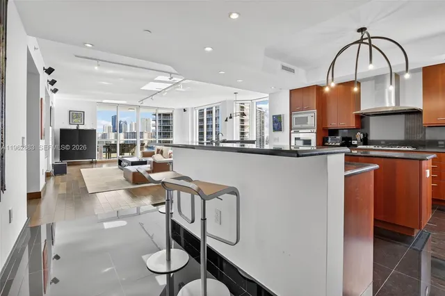 $20,000 | 6000 Island Boulevard, Unit 1208, Aventura, FL 33160