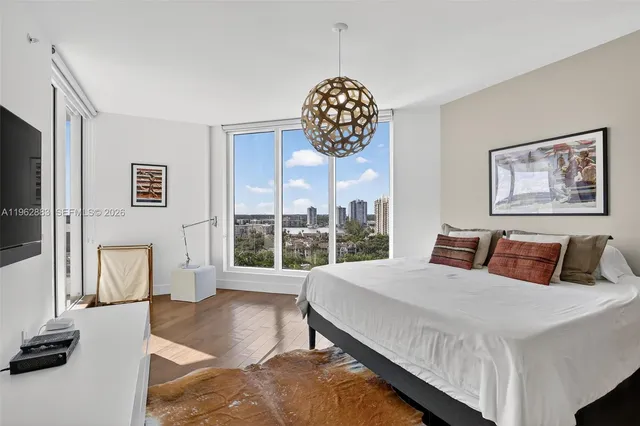 $20,000 | 6000 Island Boulevard, Unit 1208, Aventura, FL 33160