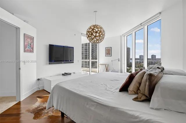 $20,000 | 6000 Island Boulevard, Unit 1208, Aventura, FL 33160