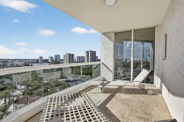 $20,000 | 6000 Island Boulevard, Unit 1208, Aventura, FL 33160