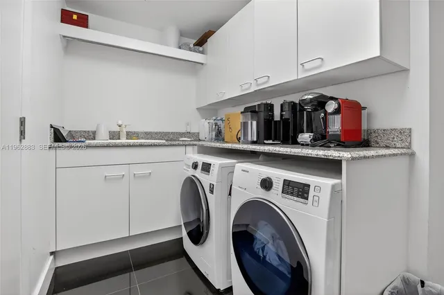 $20,000 | 6000 Island Boulevard, Unit 1208, Aventura, FL 33160