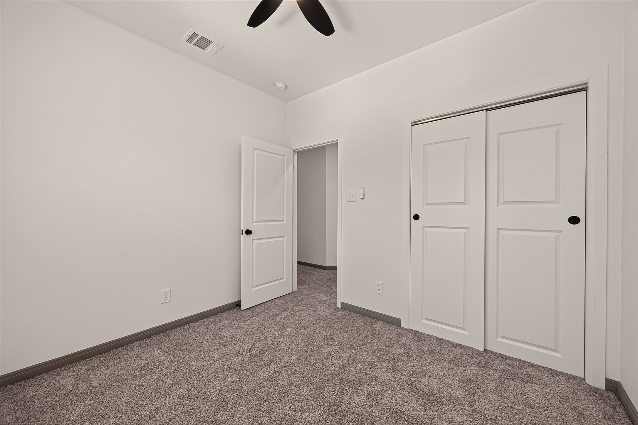 8306 Tidwell Road, Unit B Houston, TX 77028 - Photo 15 of 24