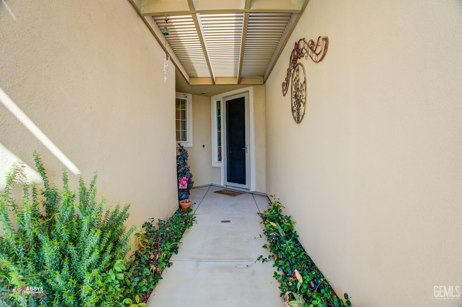 Undisclosed Address Bakersfield, CA 93306 - Photo 4 of 51