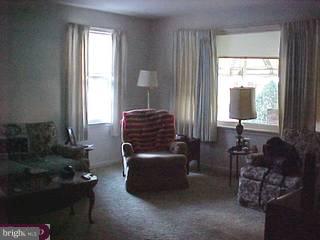 11 Valley Road Wyomissing, PA 19610 - Photo 3 of 6 Gallery Image 3