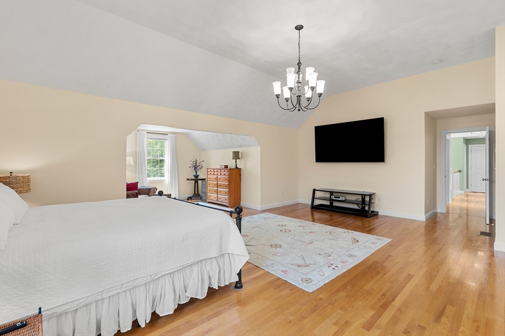 10 Yankee Way Beverly, MA 01915 - Photo 17 of 42