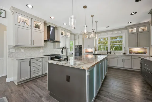 $1,499,000 | 625 State Street, Guilford, CT 06437