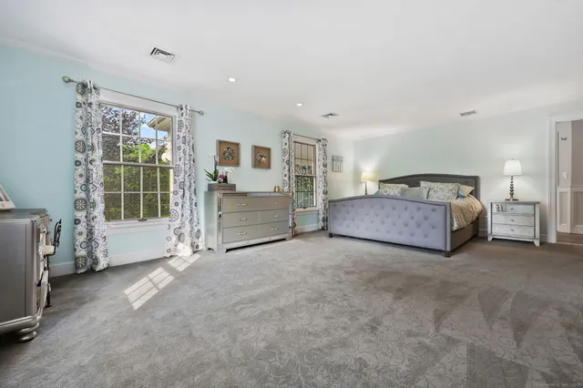 $1,499,000 | 625 State Street, Guilford, CT 06437