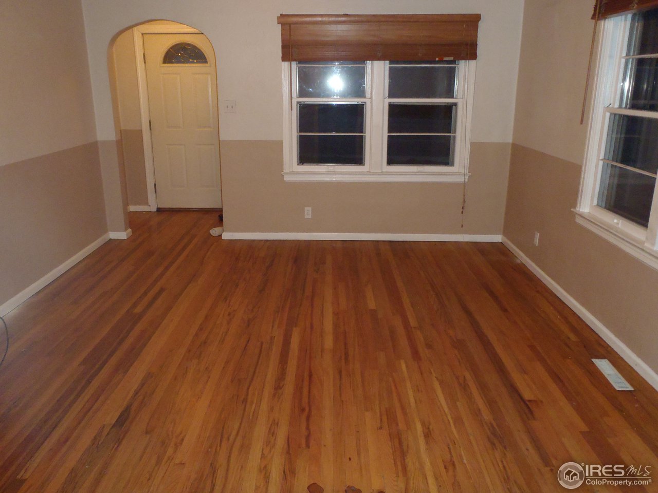 915 East Prospect Road Fort Collins, CO 80525 - Photo 3 of 15 Living Room
