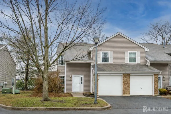 $365,000 | 63 Renaissance Lane, New Brunswick, NJ 08901
