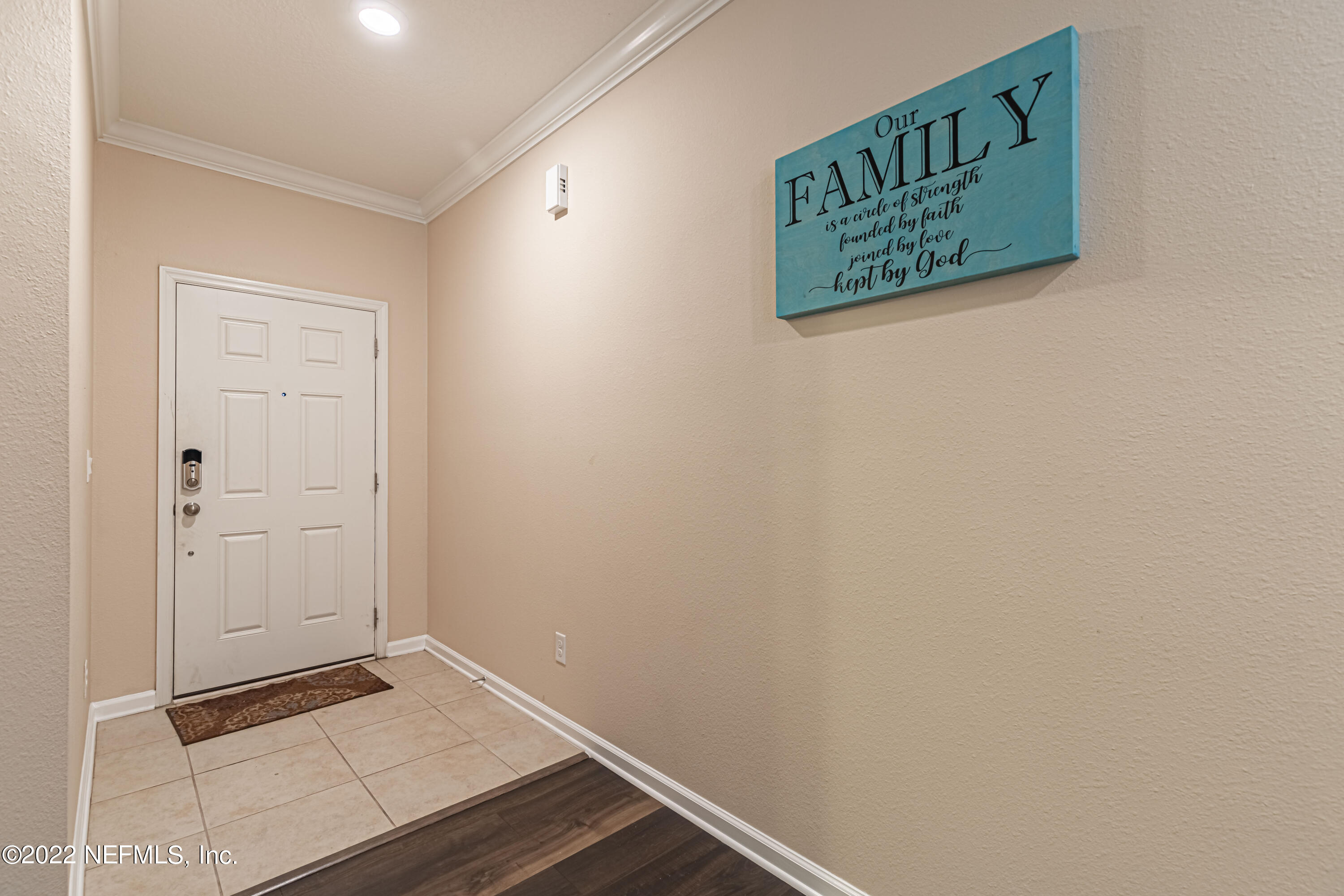 5 Foyer