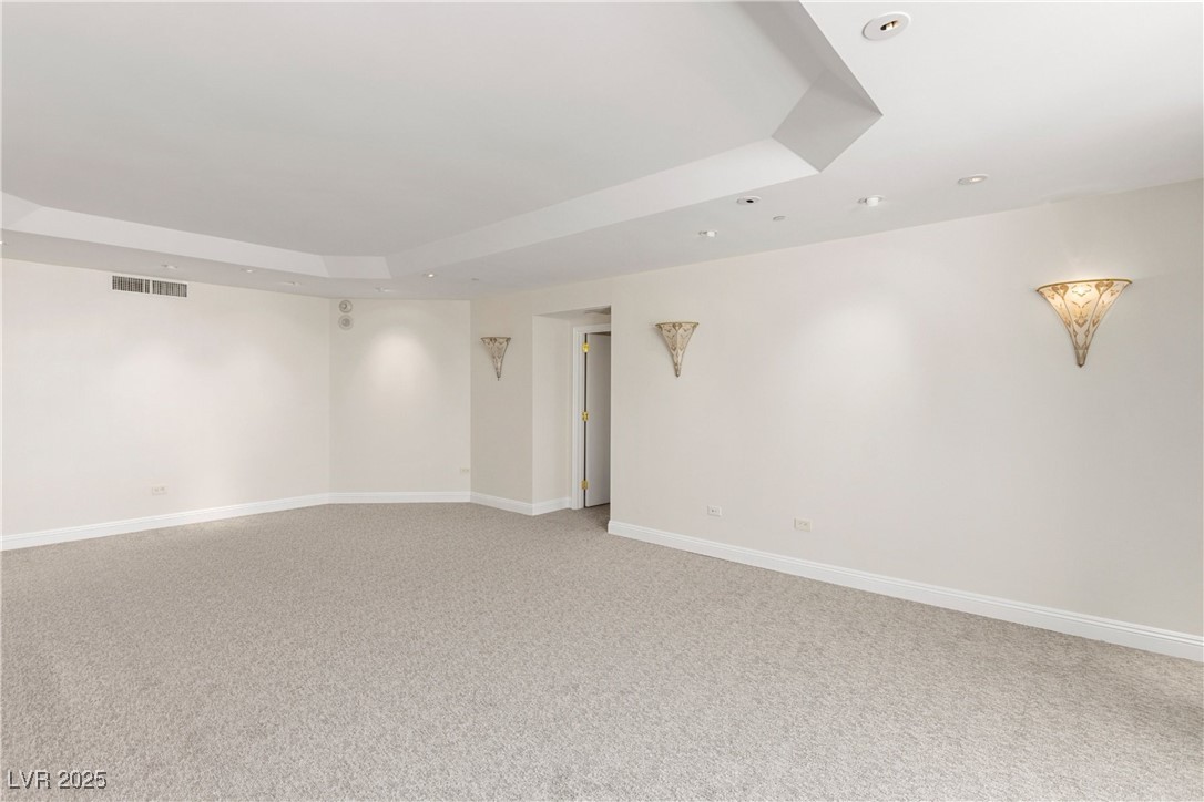 2877 Paradise Road, Unit 2203 Las Vegas, NV 89109 - Photo 31 of 34 Gallery Image 31