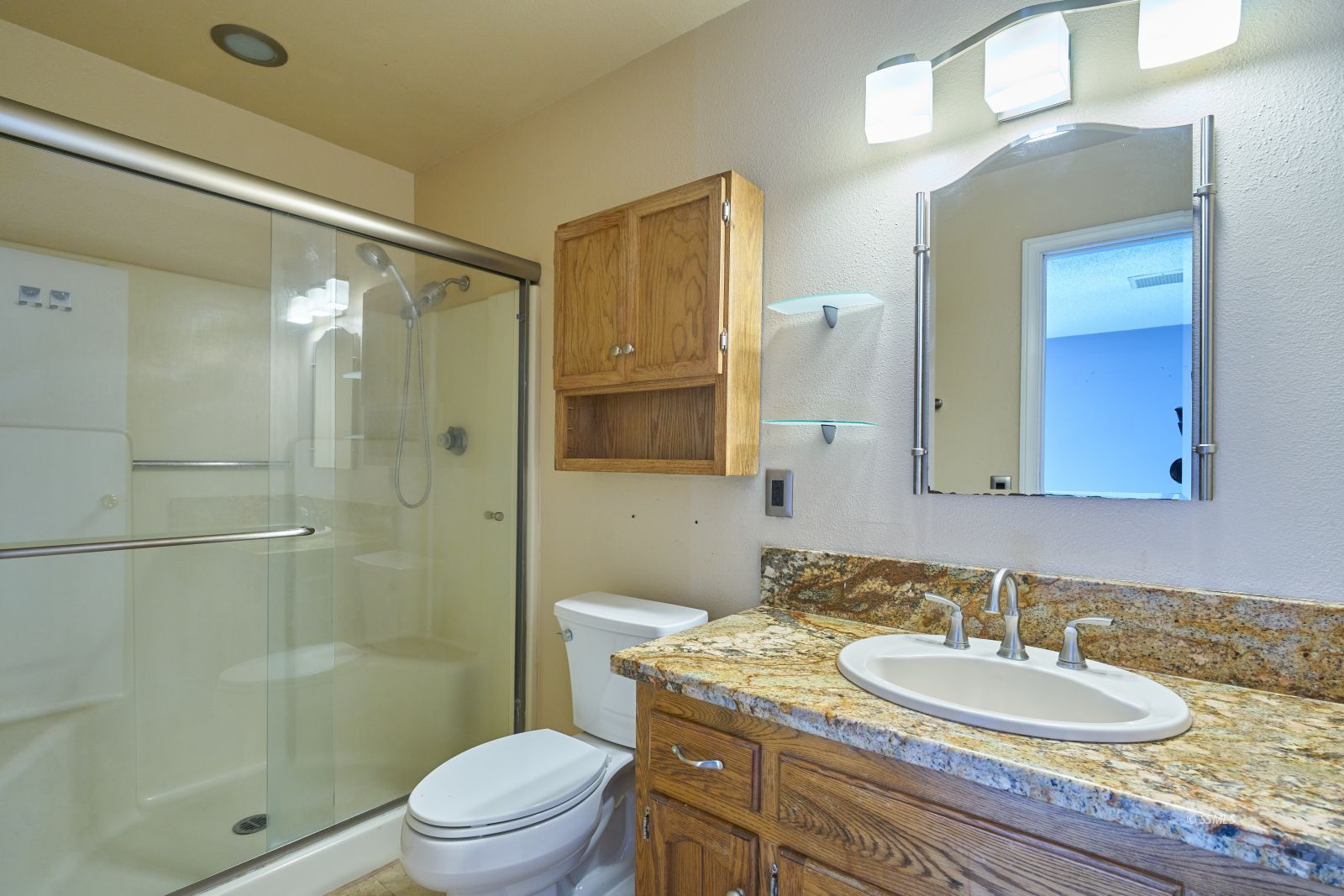 609 South Lakeview Court Ridgecrest, CA 93555 - Photo 20 of 38 Gallery Image 20