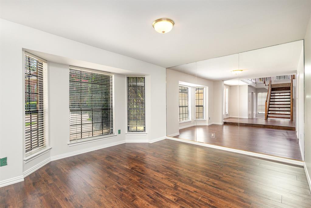 6029 Buffridge Trail Dallas, TX 75252 - Photo 7 of 30