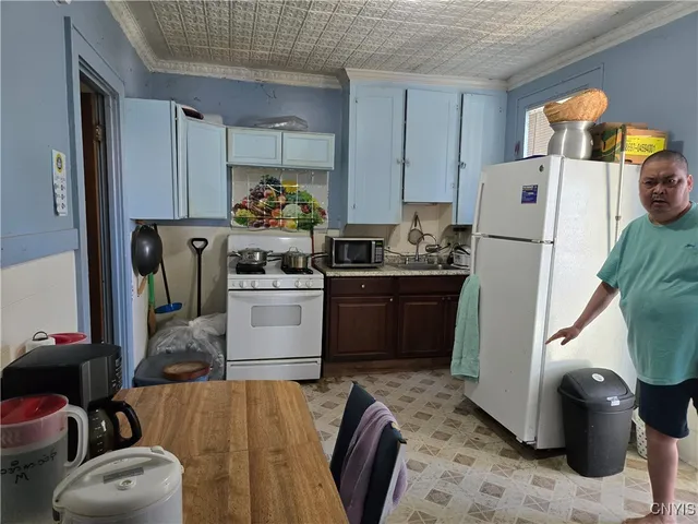 $199,900 | 410 Ash Street, Syracuse, NY 13208