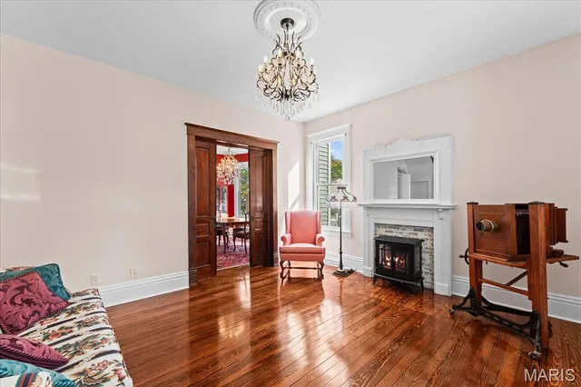 $299,900 | 617 East A Street, Belleville, IL 62220