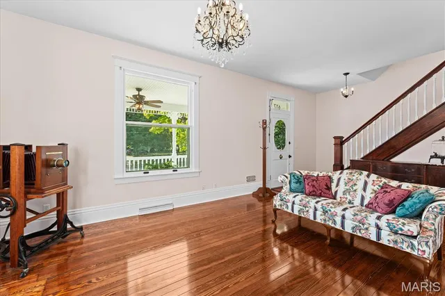 $299,900 | 617 East A Street, Belleville, IL 62220