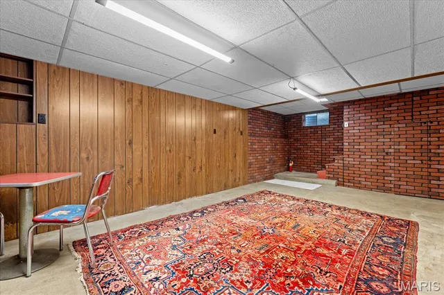 $299,900 | 617 East A Street, Belleville, IL 62220