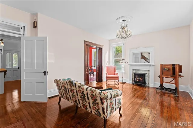 $299,900 | 617 East A Street, Belleville, IL 62220