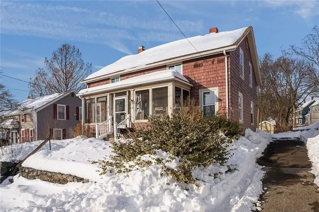 $525,000 | 5 Nelson Street, East Providence, RI 02916