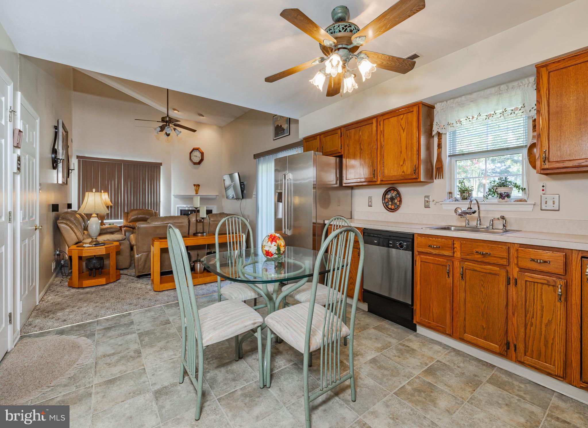 256 Sussex Road Swedesboro, NJ 08085 - Photo 7 of 29 Kitchen