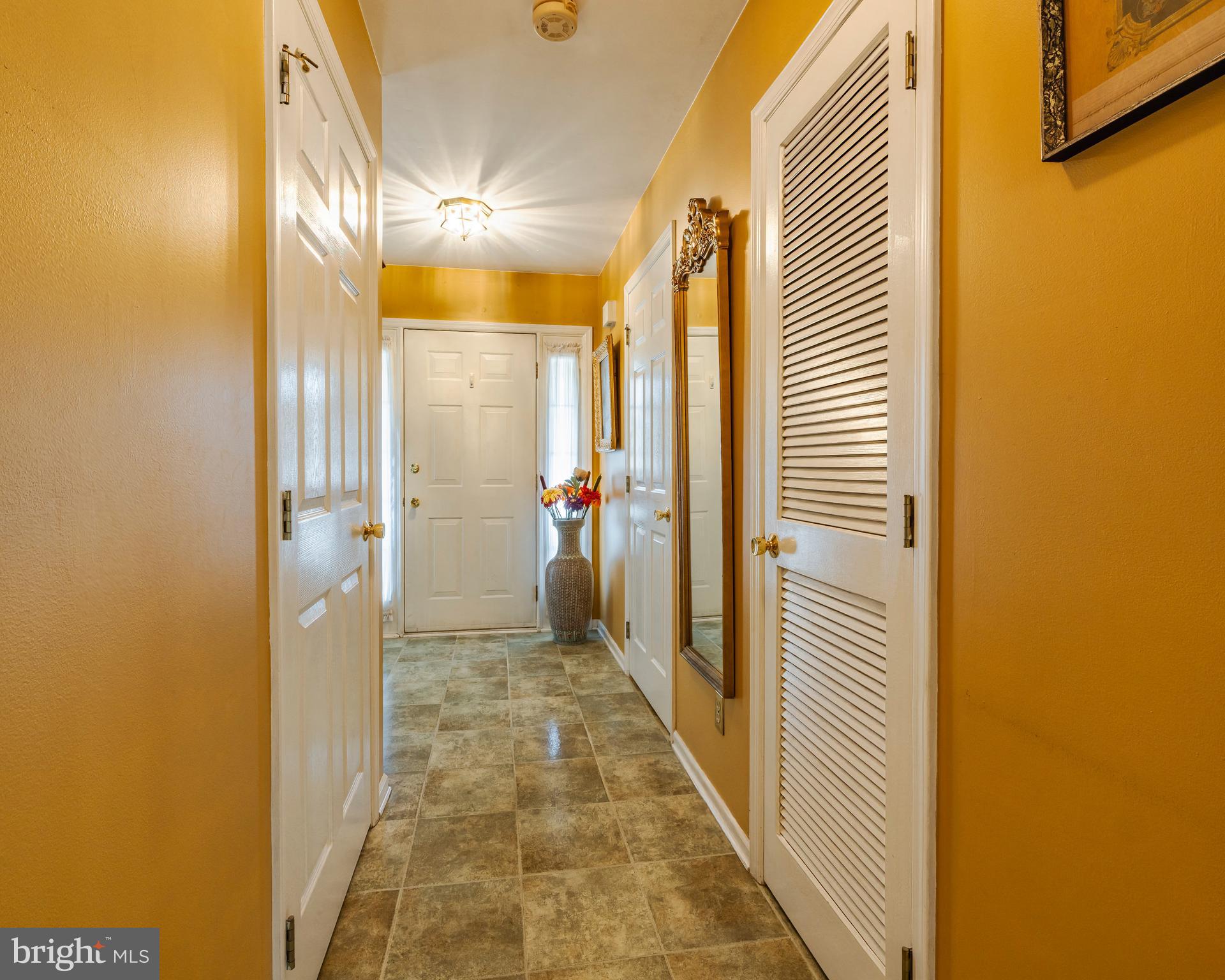 256 Sussex Road Swedesboro, NJ 08085 - Photo 10 of 29 Hall