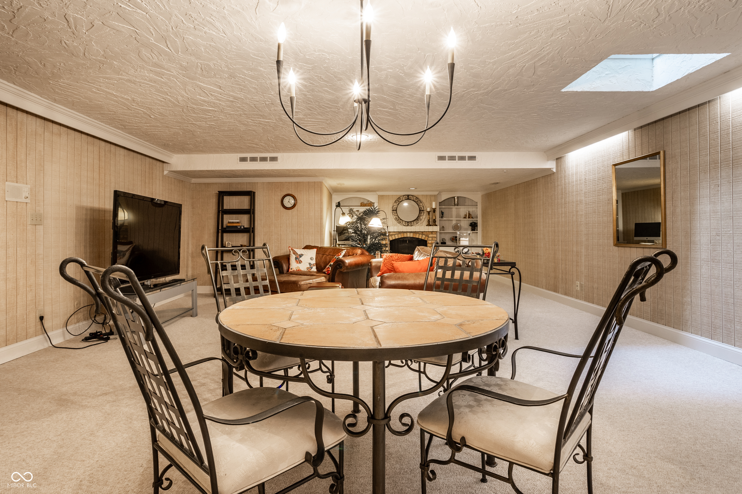 8406 Quail Hollow Road Indianapolis, IN 46260 - Photo 32 of 46 Gallery Image 32