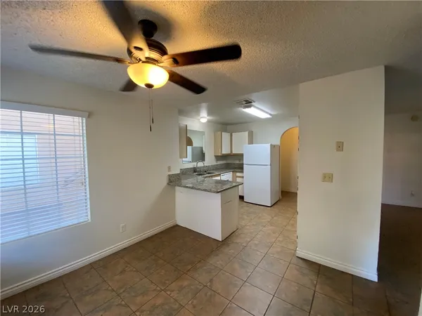 $1,600 | 2200 South Fort Apache Road, Unit 1204, Las Vegas, NV 89117