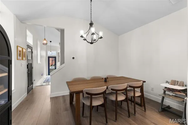 $465,900 | 2869 Missouri Avenue, St. Louis, MO 63118