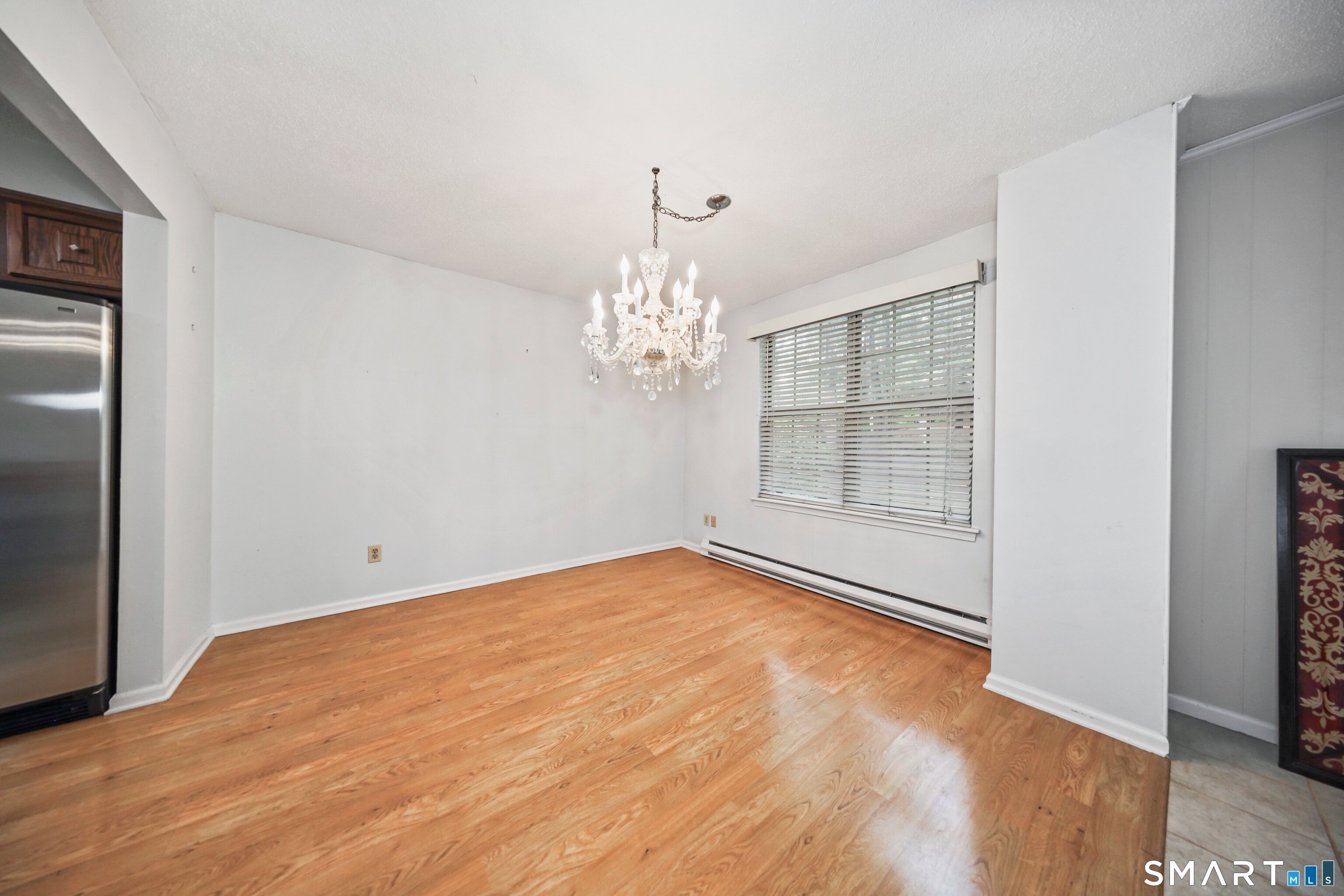 123 Queens Road, Unit 123 Torrington, CT 06790 - Photo 7 of 34 Dinning Room