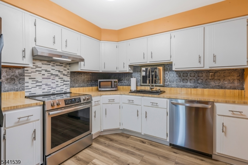 74 Farm Road, Unit E Hillsborough, NJ 08844 - Photo 9 of 16
