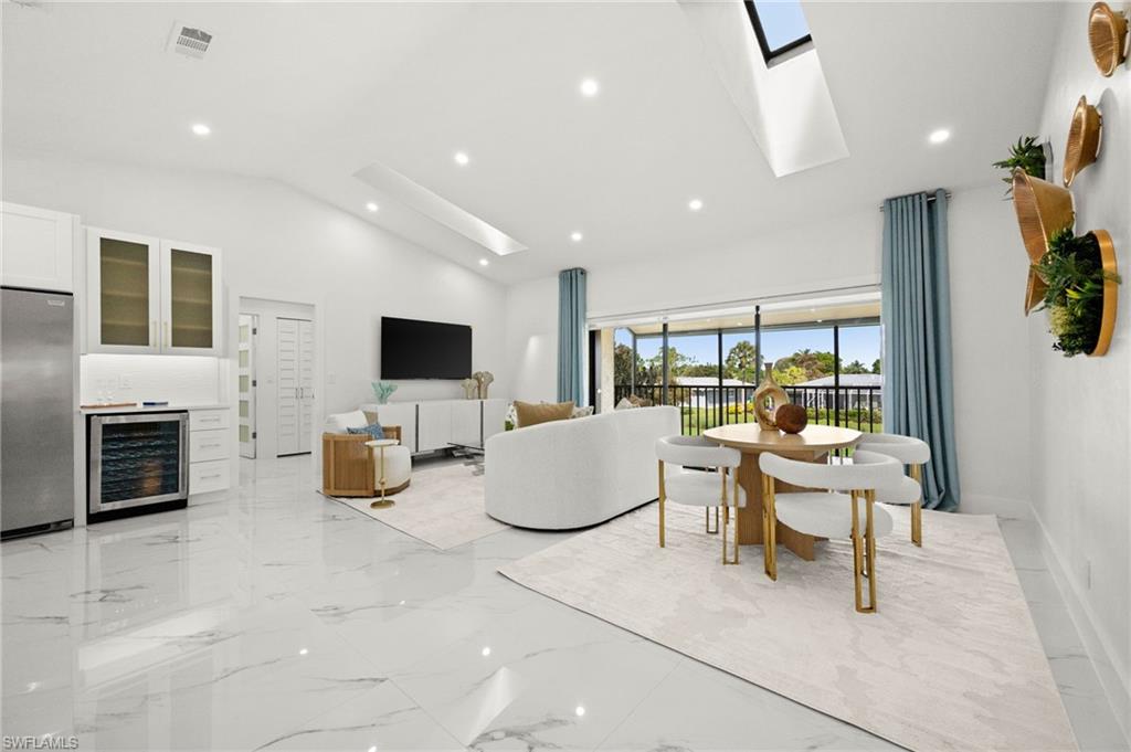 198 Albi Road, Unit 604 Naples, FL 34112 - Photo 7 of 38 Gallery Image 7