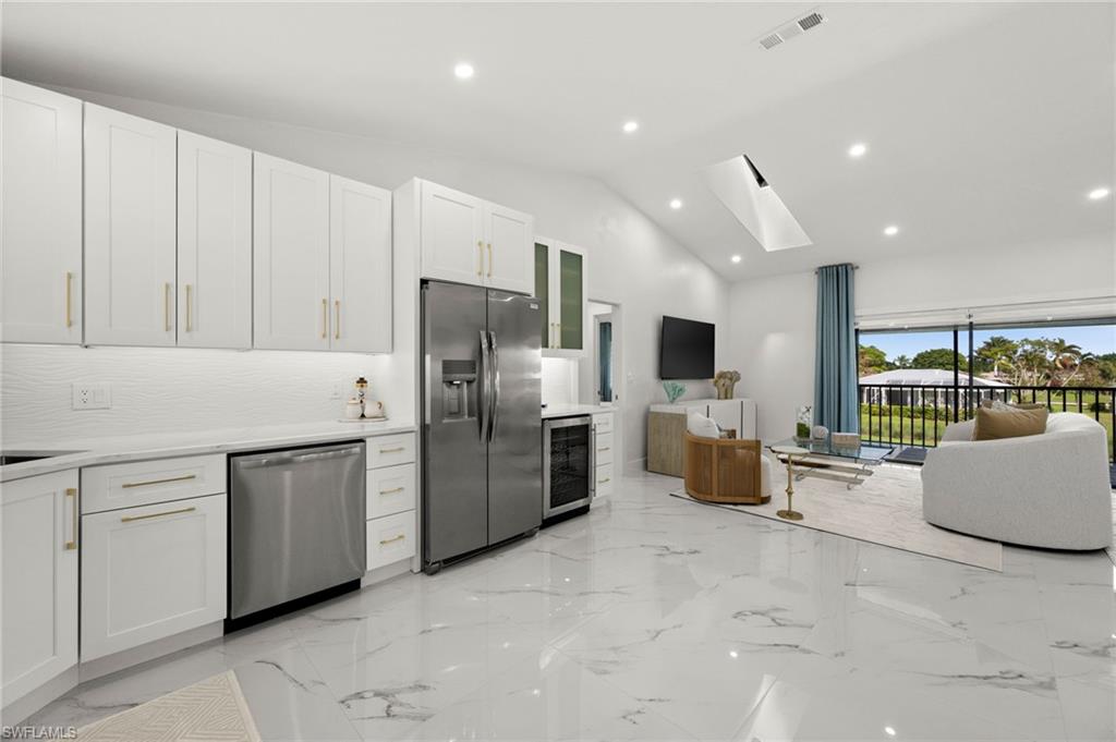 198 Albi Road, Unit 604 Naples, FL 34112 - Photo 9 of 38 Gallery Image 9