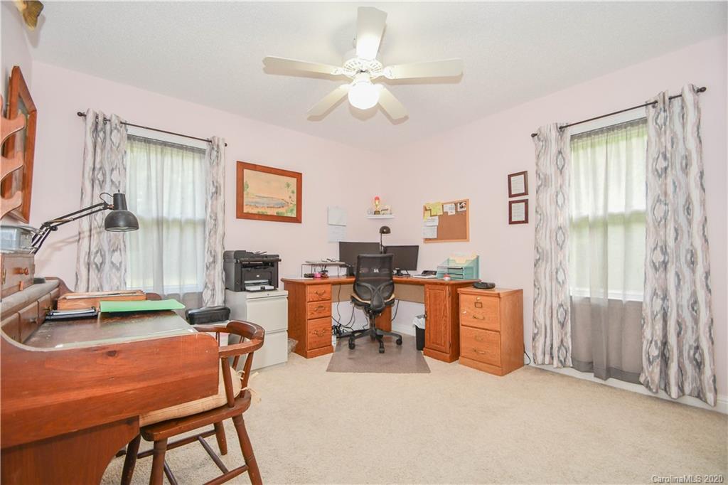 3400 Helms Pond Road Monroe, NC 28110 - Photo 19 of 24 a workspace with furniture and window