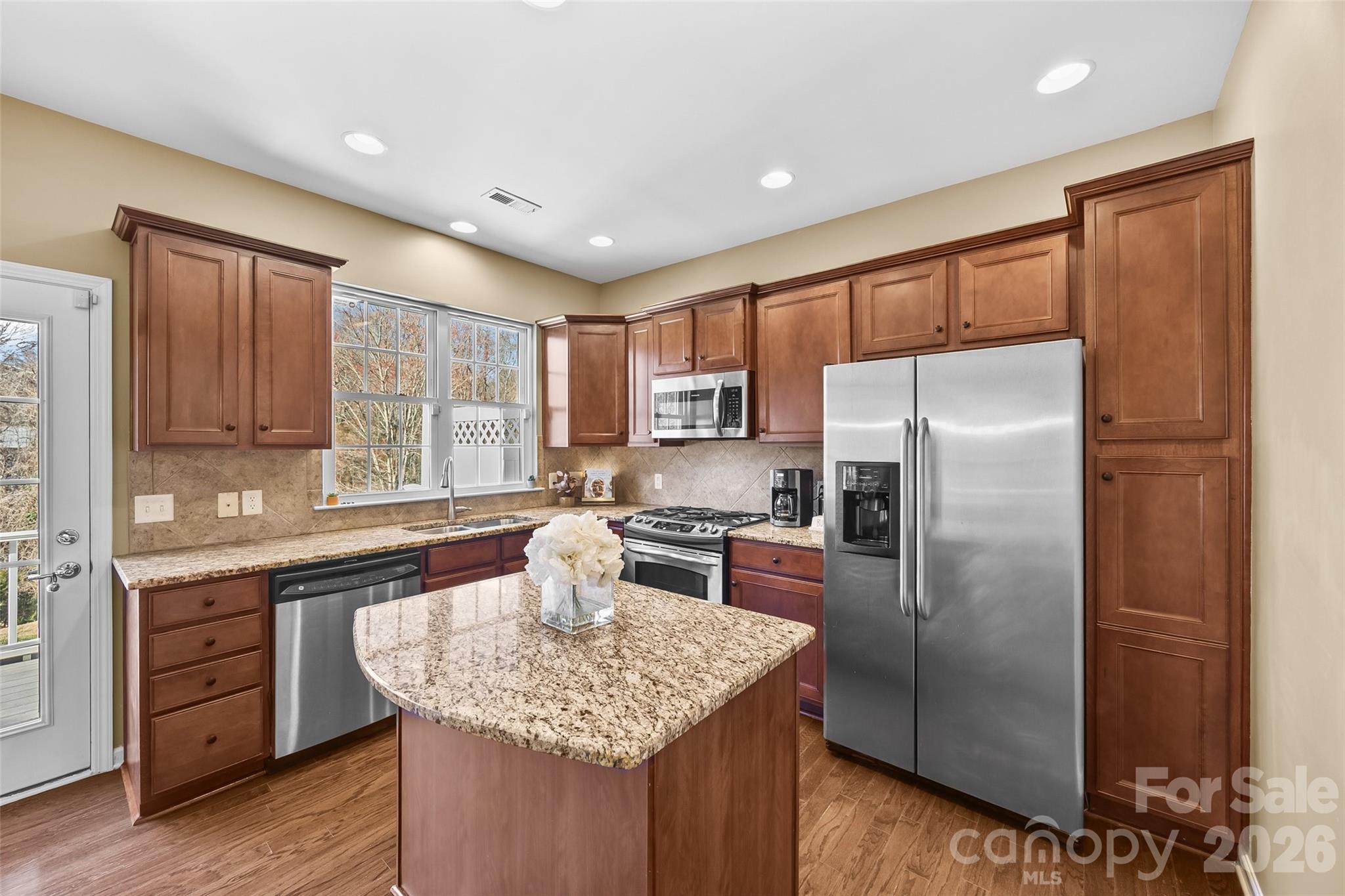 1114 Drayton Court Fort Mill, SC 29708 - Photo 18 of 46