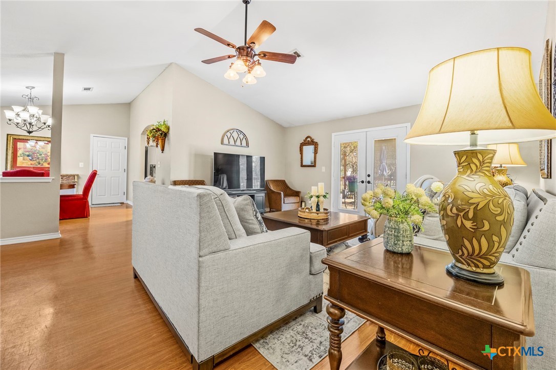 11207 Oak Tree Drive Salado, TX 76571 - Photo 7 of 34 Living room