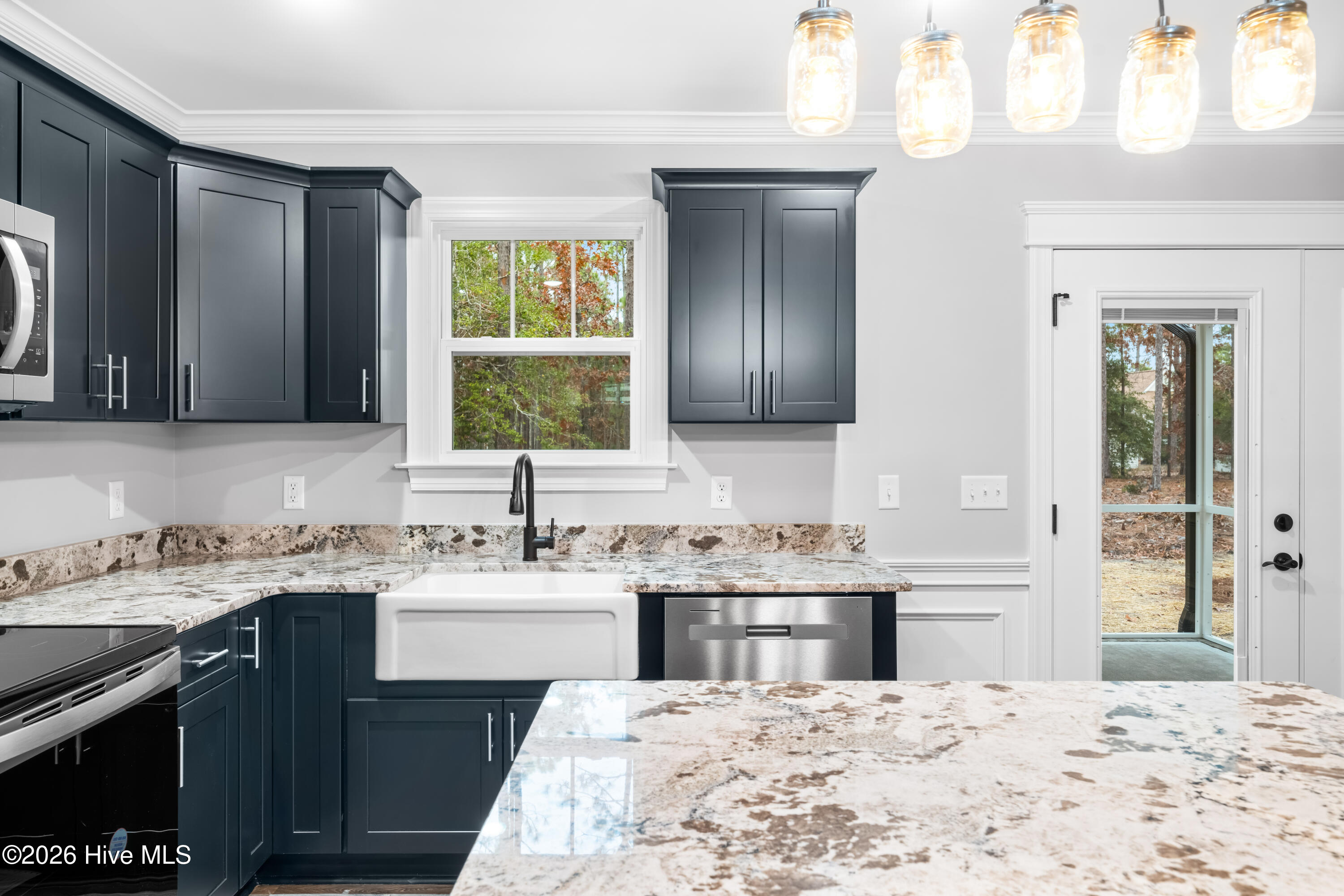 1041 Brooke Ridge Lane Southport, NC 28461 - Photo 15 of 38 22987MeadowoodRd-124
