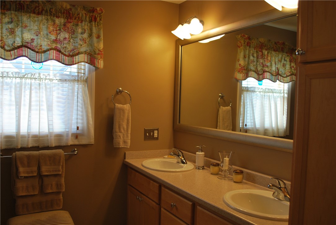 500 Mendon Road, Unit 320 Cumberland, RI 02864 - Photo 18 of 28