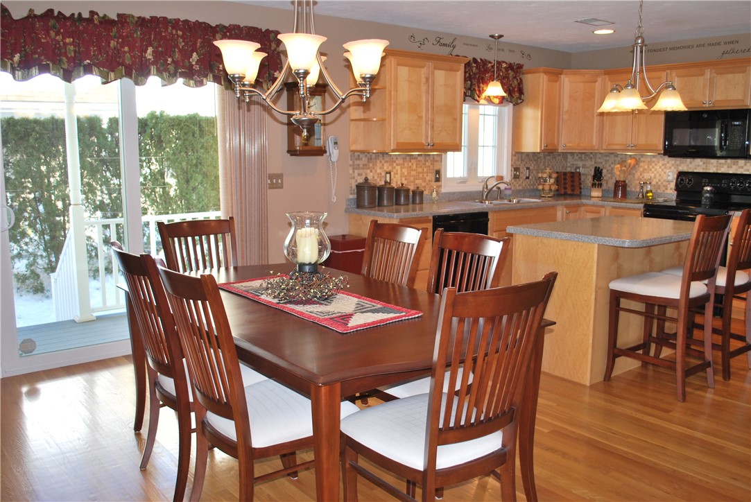 500 Mendon Road, Unit 320 Cumberland, RI 02864 - Photo 7 of 28