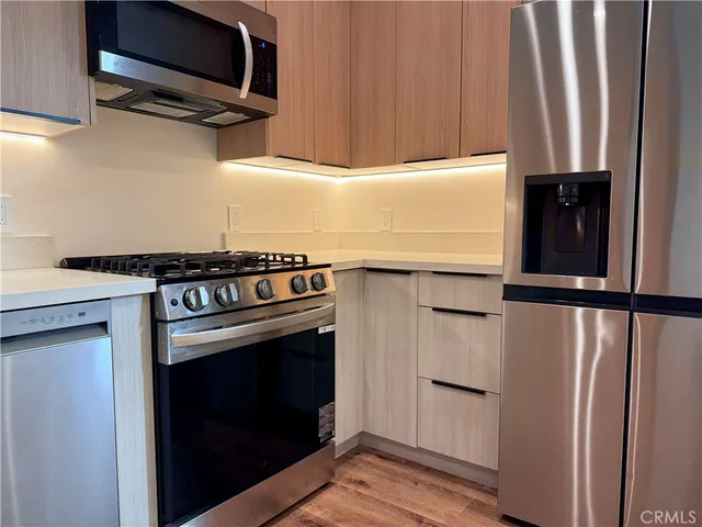 $3,499 | 6904 Corbin Avenue, Reseda, CA 91335