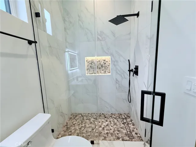 $3,499 | 6904 Corbin Avenue, Reseda, CA 91335