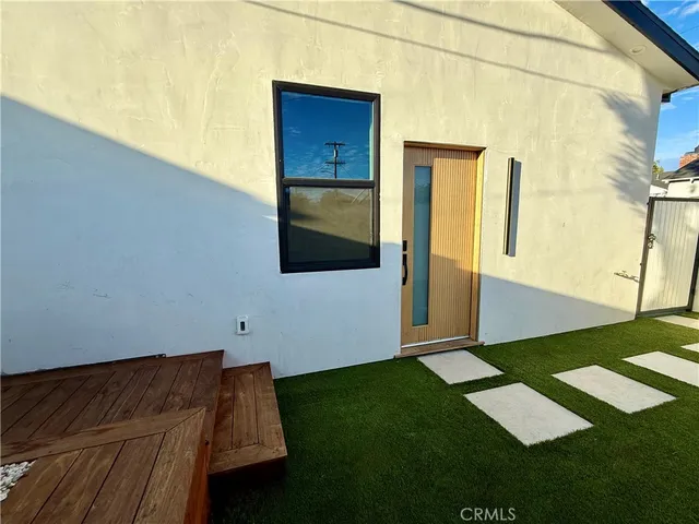 $3,499 | 6904 Corbin Avenue, Reseda, CA 91335