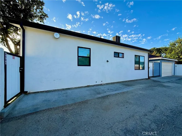 $3,499 | 6904 Corbin Avenue, Reseda, CA 91335