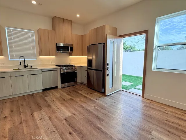 $3,499 | 6904 Corbin Avenue, Reseda, CA 91335