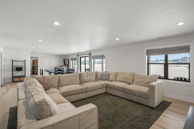 $649,000 | N8620 North Log Cabin Court, New Lisbon, WI 53950